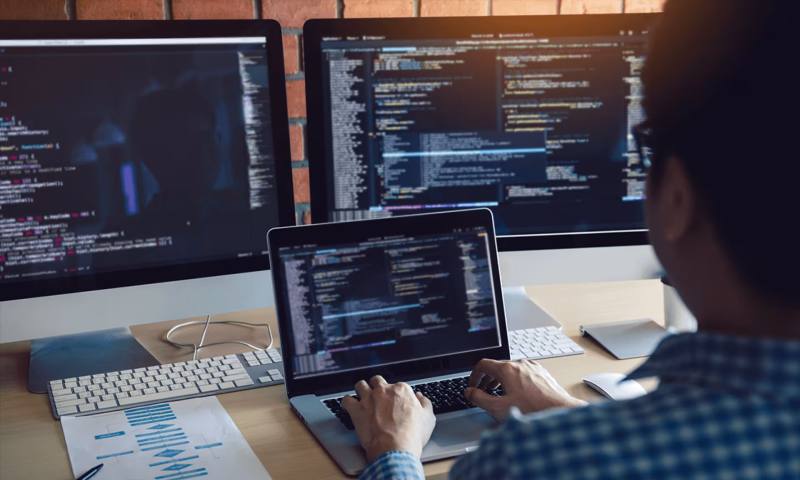数据科学选型:R与Python如何赋能利津县网站建设?